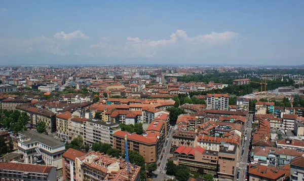 Tiro Aéreo Paisagem Urbana Turim Com Telhados Vermelhos Itália — Fotografia de Stock