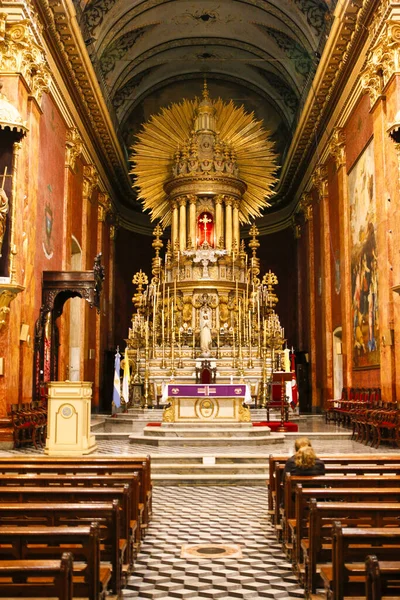 Salta Argentina Wrz 2012 Pionowe Ujęcie Ołtarza Kościoła Miasta Salta — Zdjęcie stockowe