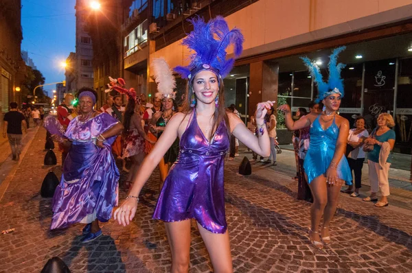 Buenos Aires Argentina Mar 2014 Bailarinos Trajes Coloridos Participam Carnaval — Fotografia de Stock