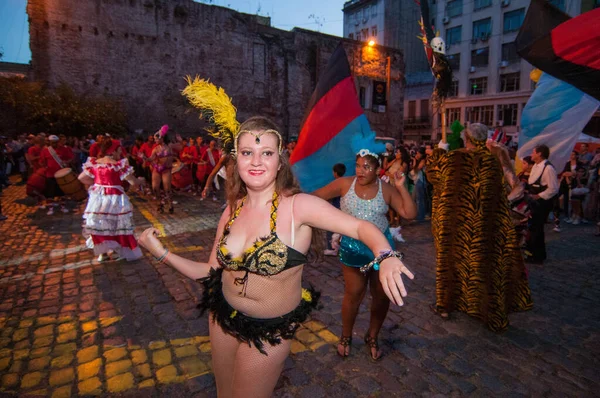 Buenos Aires Argentina Mar 2014 Bailarinos Trajes Coloridos Participam Carnaval — Fotografia de Stock