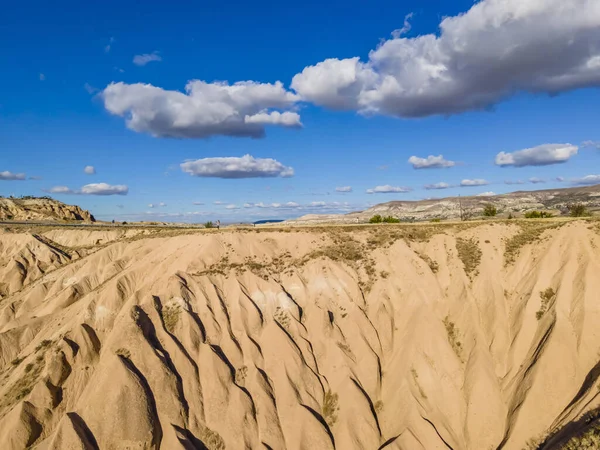 Krásný Záběr Krajinu Pod Zamračenou Oblohou Cappadocii — Stock fotografie