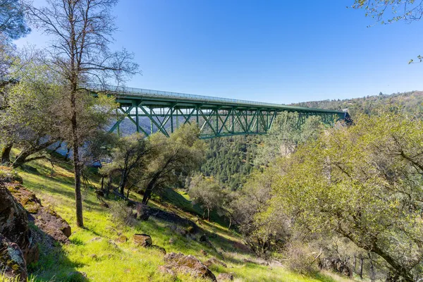 Фото Моста Форестхилл Через Северную Форк Американ Ривер Оберне Калифорния — стоковое фото