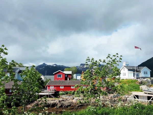 Eine Wunderschöne Berglandschaft Auf Den Lofoten Norwegen — Stockfoto