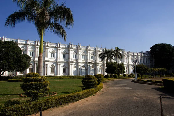 Μια Όμορφη Πλαϊνή Άποψη Της Πρόσοψης Του Μουσείου Jai Vilas — Φωτογραφία Αρχείου