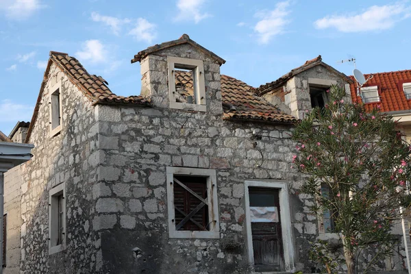 Een Close Van Een Oud Verlaten Stenen Huis Kroatië — Stockfoto
