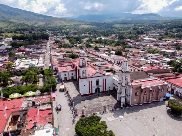 Una Vista Catedral San Gabriel Paisaje Urbano Tamazulita Tecolotlan Jalisco —  Fotos de Stock