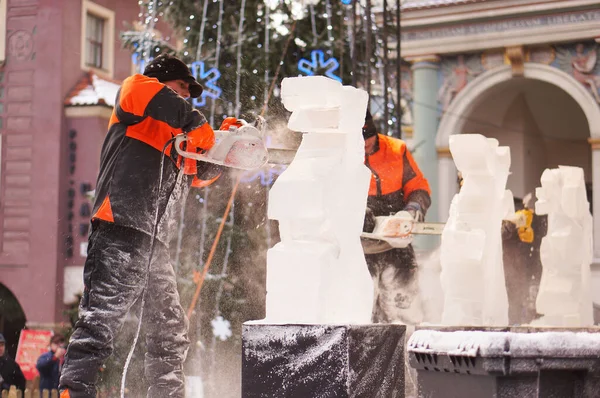 Poznan Polen Dec 2012 Een Opname Van Deelnemers Die Ijssculpturen — Stockfoto