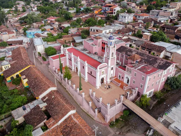 Widok Katedrę San Gabriel Krajobraz Miasta Tamazulita Tecolotlan Jalisco Meksyk — Zdjęcie stockowe