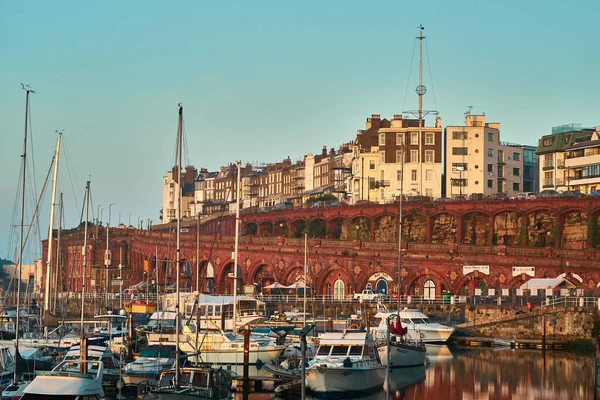 Ramsgate Förenade Kungariket Sep 2021 Bågarna Ramsgate Hamn Med Båtar — Stockfoto