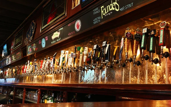 Oklahoma City United States Feb 2016 Selection Many Beer Taps — Stock Photo, Image