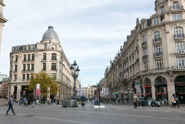 France Ekim 2021 Turistlerle Dolu Renkli Binaları Olan Grand Place — Stok fotoğraf