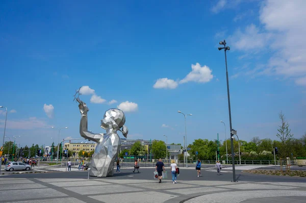 Poznan Poland May 2017 Statue Drawing Woman Blue Cloudy Sky — Stock Photo, Image