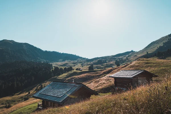 Két Kis Vidéki Házak Puez Geisler Nature Park Természetvédelmi Dél — Stock Fotó