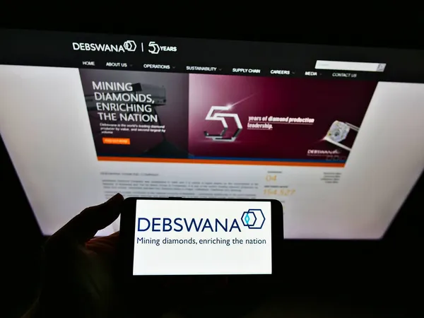 Stuttgart Germany Feb 2021 Person Holding Smartphone Logo Debswana Diamond — Stock Photo, Image