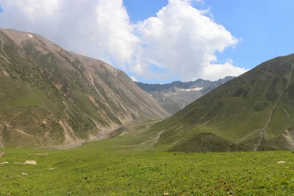 Uma Bela Paisagem Montanhosa Jammu Caxemira Índia — Fotografia de Stock