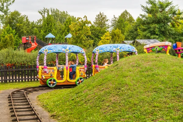 Rogowo Poland Sep 2021 Çocuklar Polonya Nın Rogowo Kentindeki Zaurolandia — Stok fotoğraf