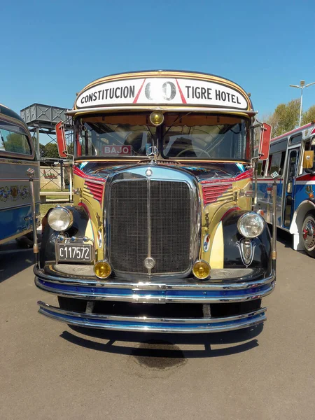 Avellaneda Buenos Aires Argentina Sep 2021 Yellow Daimler Mercedes Benz — Stock Photo, Image