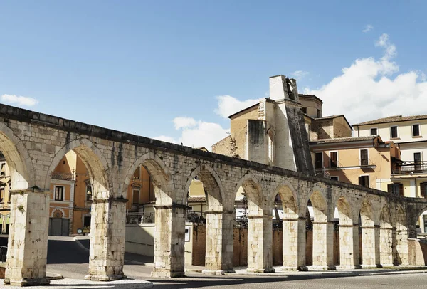 Parte Aqueduto Medieval Praça Sulmona Garibaldi Itália — Fotografia de Stock