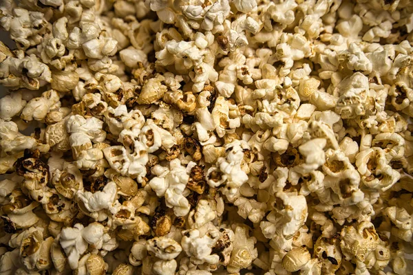 Eine Nahaufnahme Von Erhitztem Popcorn — Stockfoto