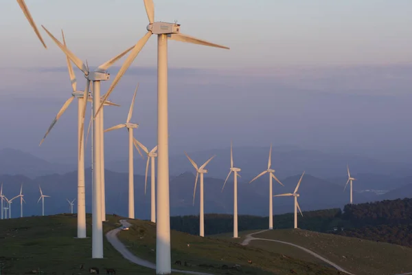 Windgeneratoren Den Bergen Des Baskenlandes Spanien — Stockfoto