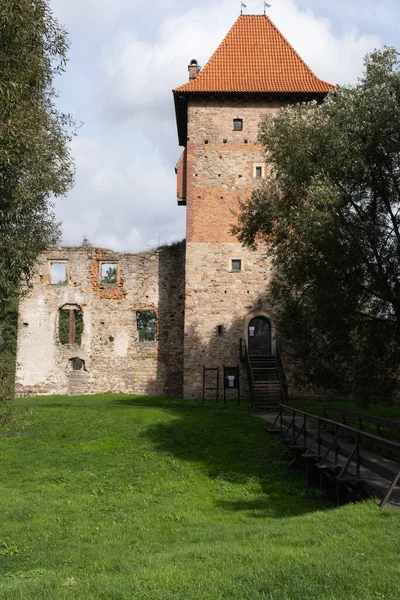 2021年10月2日 2021年9月24日 乔多Chudow城堡是16世纪具有防御性的贵族住宅的一个例子 — 图库照片