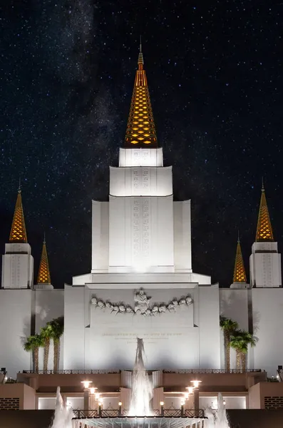 Oakland Estados Unidos Febrero 2021 Una Hermosa Foto Del Templo —  Fotos de Stock