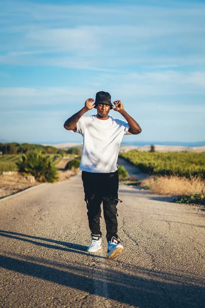 Full Body Shot Young Black Handsome Man Wearing Bucket Hat — Stock Photo, Image