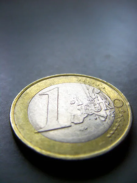 Eurocoin Union Européenne Gros Plan Sur Fond Sombre Profondeur Champ — Photo