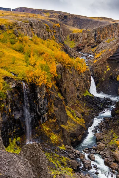 Beautiful Shot Hengifoss Waterfall — Stok fotoğraf