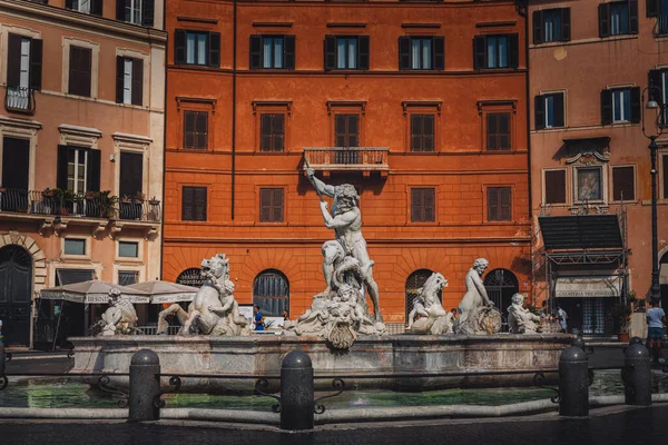 イタリア ローマの海王星の泉の美しいショット — ストック写真