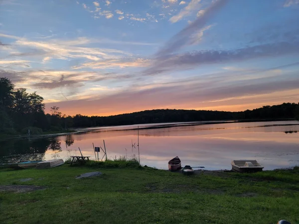 Прекрасний Вид Захід Сонця Над Озером — стокове фото