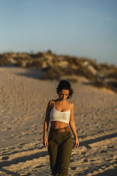 Vertical Shot Spanish Curly Female Posing Sand — 스톡 사진