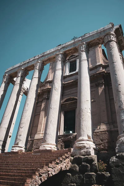 Las Antiguas Ruinas Del Templo Antonino Faustina Las Colinas Palatinas —  Fotos de Stock