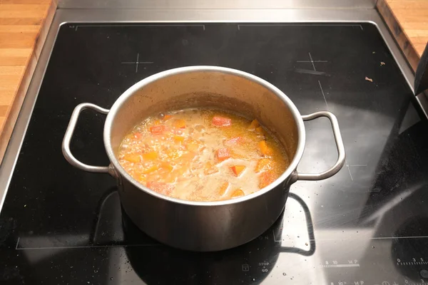 Preparación Una Sopa Puré Calabaza Una Sartén — Foto de Stock