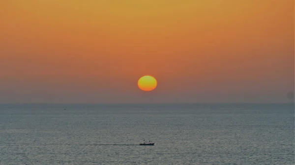 Une Belle Image Coucher Soleil Parfait Sur Mer Soir Parfait — Photo