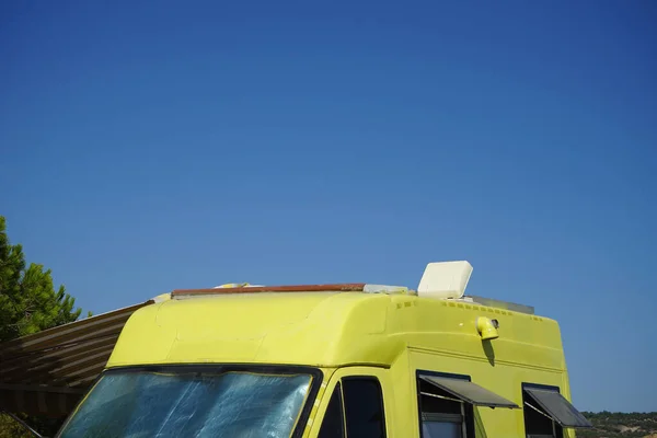 Close Part Yellow Caravan Blue Sky Sunny Day — Foto Stock