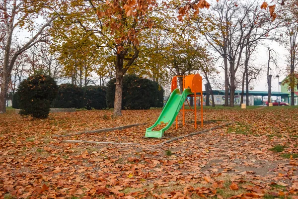 Het Park Met Herfstbomen — Stockfoto