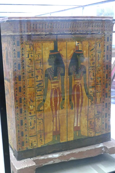 Vertical Shot Old Antique Ancient Egyptian Hieroglyphs Drawings Carved Stone — Stock Photo, Image