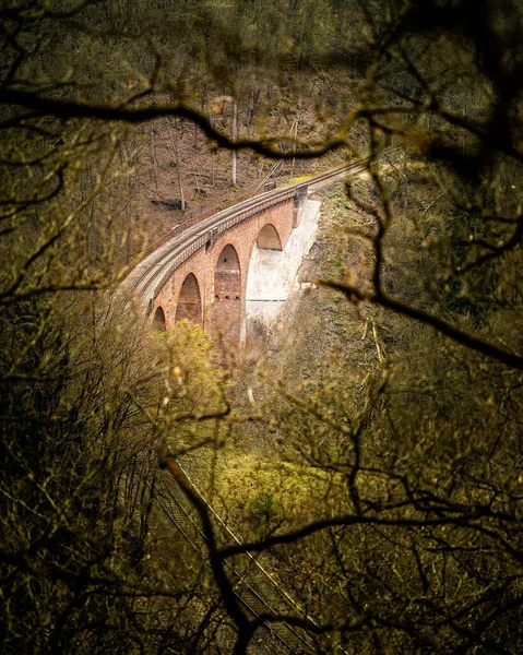 Een Oppere Uitzicht Van Een Brug — Stockfoto