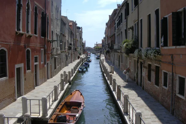 View Beautiful Houses River Flowing Them Venice Italy — Zdjęcie stockowe