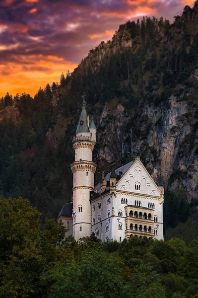 Una Hermosa Vista Nocturna Del Castillo Neuschwanstein Schwangau Alemania — Foto de Stock