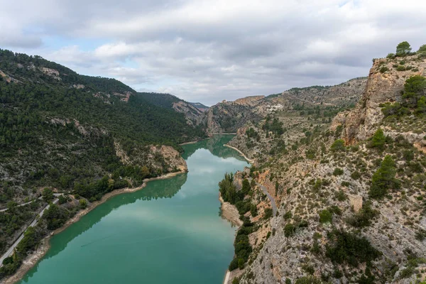 Embalse Molinar Castilla Mancha España Con Santuario Del Cristo Vida —  Fotos de Stock