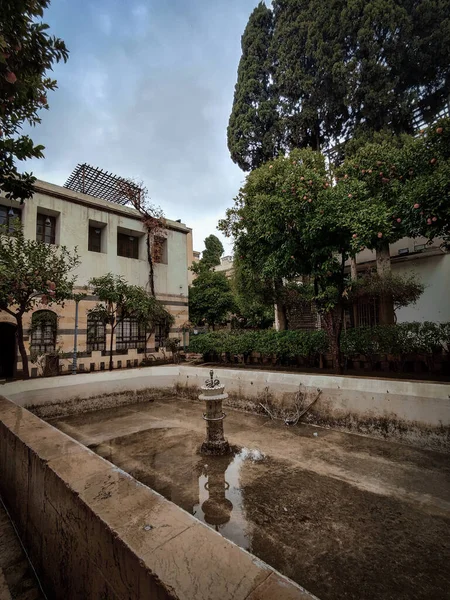 位于大马士革旧城Al Buzuriyah Souq的Azm宫设有艺术和流行传统博物馆 — 图库照片