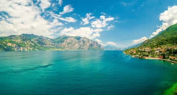 Vista Castelo Malcesine Para Lago Garda Verão — Fotografia de Stock