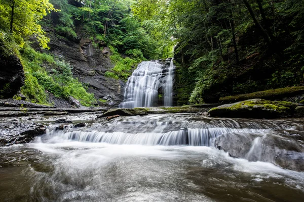 Scenic View Waterfall Forest Surrounded Lush Nature — Fotografia de Stock