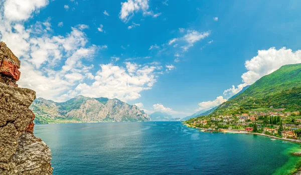 Vista Castelo Malcesine Para Lago Garda Verão — Fotografia de Stock