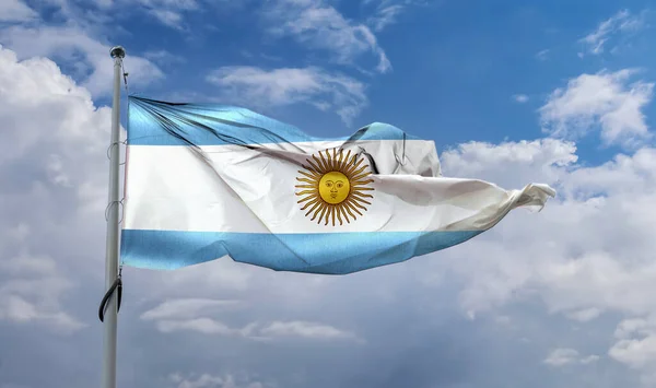 Die Flagge Argentiniens Einem Fahnenmast Der Sich Wind Gegen Den — Stockfoto