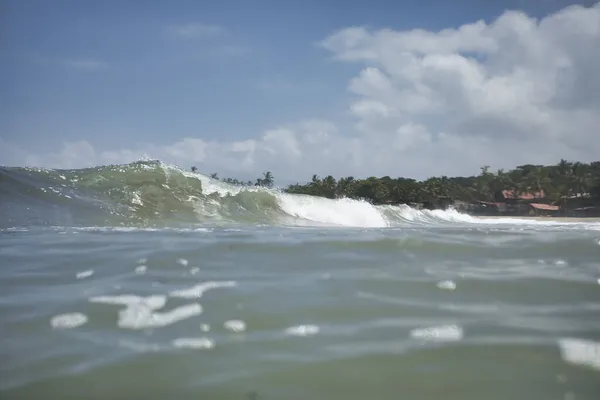 Красивый Вид Голубые Пляжные Волны — стоковое фото
