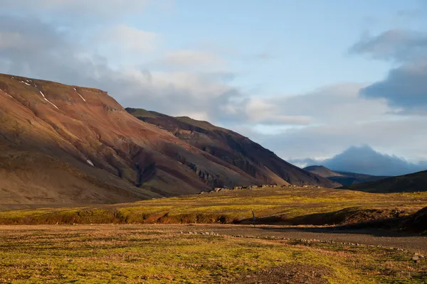 Όμορφη Φύση Και Τοπία Στην Ισλανδία Μια Συννεφιασμένη Μέρα — Φωτογραφία Αρχείου