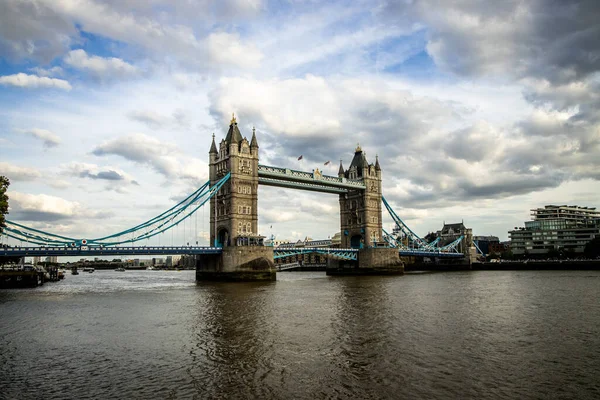 Uma Bela Vista Famosa Tower Bridge Thornton Reino Unido — Fotografia de Stock
